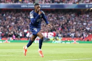 何塞盧：登貝萊是金球獎(jiǎng)熱門候選之一，盡管姆巴佩數(shù)據(jù)也很好