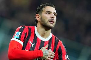 只有兩句話??米蘭官方：特奧永久轉(zhuǎn)會(huì)新月，祝他未來一切順利