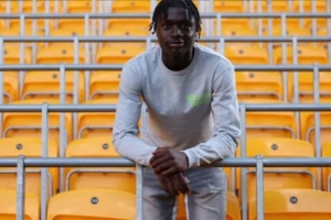 官方：狼隊與俱樂部青訓馬特烏斯-馬內(nèi)簽下首份職業(yè)合同