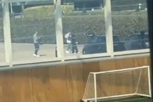 轉會在即！記者：庫杜斯現(xiàn)身熱刺訓練場