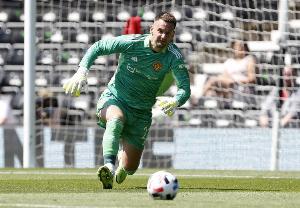 希頓：新球員們適應(yīng)得很好，我認(rèn)為他們會成為超值引援