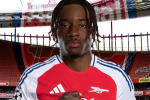 5200萬砸馬杜埃凱！坎貝爾：他有實(shí)力，但阿森納得解釋為何簽他