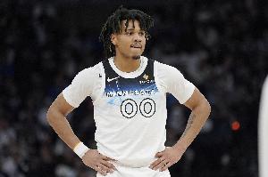 身手全能！香農(nóng)14中6貢獻20分6板9助2斷 正負值+10