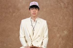 亞洲人如何打NBA？楊瀚森：不要在場上想太多 發(fā)揮好壞都是正常的