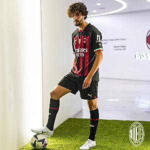 米體：博洛尼亞想打包三名米蘭球員波貝加、阿德利、奧卡福