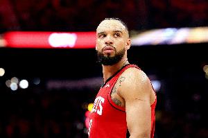 狄龍：我喜歡對抗、拼搶和纏斗 我能夠給太陽帶來防守心態(tài)