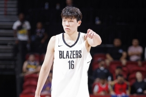 馬健：楊瀚森就是中國約基奇 朝這個方向發(fā)展首先要練好體能