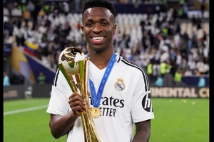 322場106球83助攻+14冠！皇馬官方祝福維尼修斯25歲生日快樂