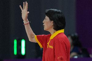 全面下風(fēng)！中國女籃U19三分21投僅4中 罰球26中18&全隊(duì)多達(dá)21失誤