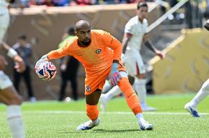 金手套！桑切斯6場3零封丟5球，撲出4.2預期進球是本屆門將最高