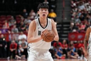拓記：從姚明到阿聯(lián)中國球員在NBA都很謙遜 但楊瀚森顯得非常自信