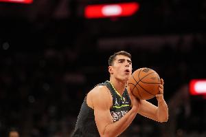 加爾扎：能穿上綠軍球衣很有吸引力 球隊(duì)管理層教練很信任我