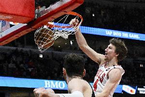 殺傷性十足！布澤利斯14中8&罰球13中10 砍下全場最高28分