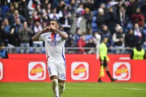 隊(duì)報(bào)：曼聯(lián)接觸里昂中場(chǎng)托利索，球員對(duì)轉(zhuǎn)會(huì)持開(kāi)放態(tài)度