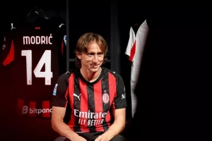莫德里奇：我希望繼續(xù)踢高水平的足球，米蘭是歐洲最大俱樂(lè)部之一