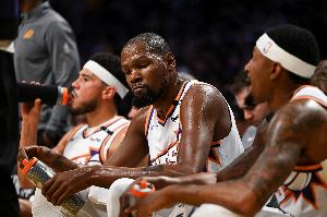 曾令旭：KD去沖冠&布克拿大合同&比爾投快船 太陽3巨頭解體都挺好