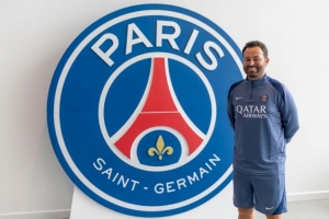 官方：前斯特拉斯堡B隊主帥勒斯科爾內(nèi)出任巴黎青訓(xùn)中心技術(shù)總監(jiān)