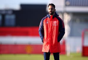 曼聯(lián)年鑒發(fā)布 阿莫林：看到曼聯(lián)的神奇和特別，球隊要回應(yīng)有位置