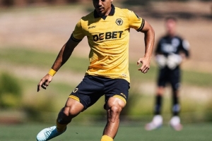 第二場閉門友誼賽，我狼1-1戰(zhàn)平伯恩利