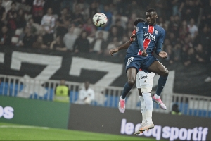 真敢買？前鋒黑洞法鷹：巴黎被宰1億&皇馬虧6300萬，第5名2年0球