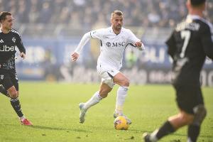 斯皮納佐拉：給德布勞內(nèi)建議是不可能的，只有教練才能給他建議