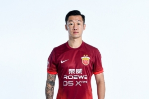 徐新談東亞杯傳球：其實(shí)在聯(lián)賽當(dāng)中，本土球員有時(shí)候也可以多嘗試