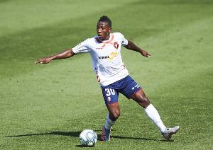 卡福：埃斯圖皮尼安是頂級引援，買弗拉霍維奇能增加米蘭奪冠概率