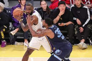 斯瑪特談?wù)材匪梗汉苄疫\(yùn)能以隊(duì)友的角度見證/學(xué)習(xí) 而不是被他淘汰