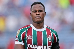 哥倫比亞名宿：C羅打電話邀請(qǐng)阿里亞斯，但他還是決定去狼隊(duì)