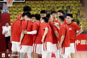 媒體人：拿這支委內(nèi)瑞拉練練進攻磨磨心態(tài)還行 比分不必太當回事