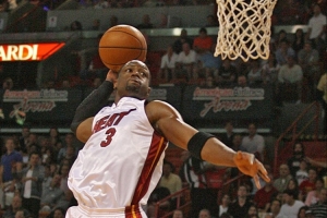 韋德：歷史地位沒意義 我從籃球中得到了一切 現(xiàn)在還在靠它賺點(diǎn)錢