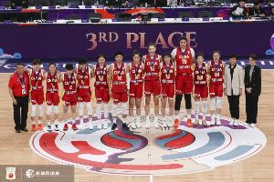 亞洲杯季軍！趙爽：姑娘們的表現(xiàn)大家有目共睹 競技體育就是殘酷