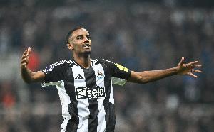 要求30萬(wàn)鎊周薪??泰晤士報(bào)：伊薩克拒絕紐卡周薪20萬(wàn)鎊續(xù)約合同