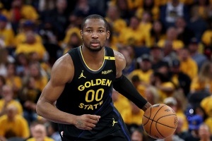 Shams：國王與太陽已經(jīng)就庫明加提出報(bào)價(jià) 且有首發(fā)承諾