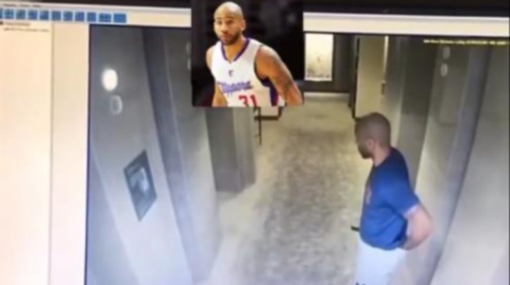 ??勁大味濃！鄧臺-瓊斯摳屁眼??聞聞后抹在了墻上