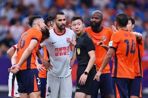 津媒：蓉城戰(zhàn)國(guó)安都輸不起，德爾加多暴力行為說明隊(duì)內(nèi)并不平靜