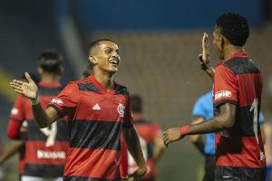 羅馬諾：韋斯利本周六飛往意大利，即將加盟羅馬