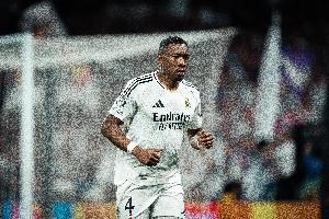 好聚好散！馬卡：阿拉巴想以主力的身份離開皇馬，正努力擺脫傷病