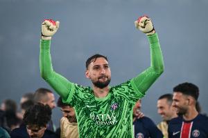 引進(jìn)多納魯馬？加拉塔薩雷主帥：從歐冠冠軍球隊(duì)簽門將并不容易