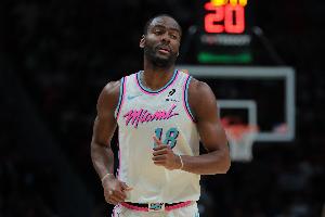 美記：伯克斯引起了勇士、雄鹿等8隊興趣 球員本人有意回?zé)峄? >
                                        </div>
                                    </div>
                                                                        <div   id=