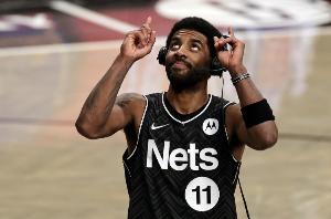 歐文：我在籃網(wǎng)時(shí)把自己封閉了起來 當(dāng)時(shí)覺得隊(duì)友都無法理解我