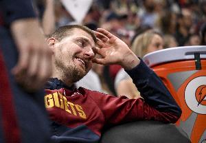 ??沒有籃球！約基奇：理想的生活狀態(tài)是家人、朋友、馬、美食