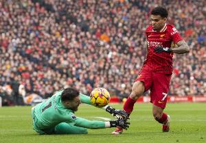 記者：迪亞斯上賽季為利物浦出戰(zhàn)50場(chǎng)比賽，不覺(jué)得出售他值得驚嘆