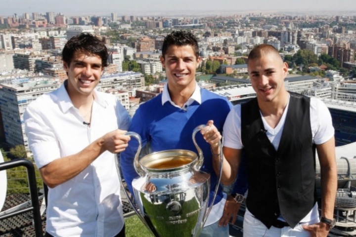 詹俊稱歷史最強！回顧09皇馬夏窗：C羅、本澤馬領銜 總價2.59億歐