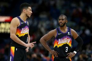 不想打控衛(wèi)啊！Stein：布克本希望保羅能回歸太陽