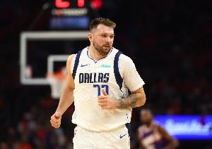 記者：有許多關(guān)于東契奇的負(fù)面消息 還有一些故事獨(dú)行俠沒(méi)有公開(kāi)