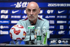 穆斯卡特：球隊(duì)已在炎熱天氣訓(xùn)練數(shù)周，，關(guān)鍵在于展現(xiàn)積極的心態(tài)