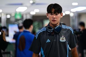 紐卡18歲韓國后衛(wèi)：與其做第二個孫興慜，更想成第一個樸升秀