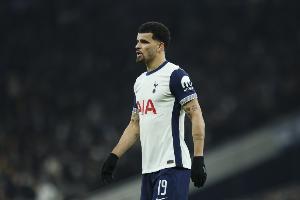 弗蘭克：索蘭克還沒能復(fù)出 孫興慜明天將佩戴隊(duì)長袖標(biāo)