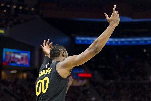 美記：勇士愿意放棄庫明加 但球隊需要利用他的薪資空間升級陣容